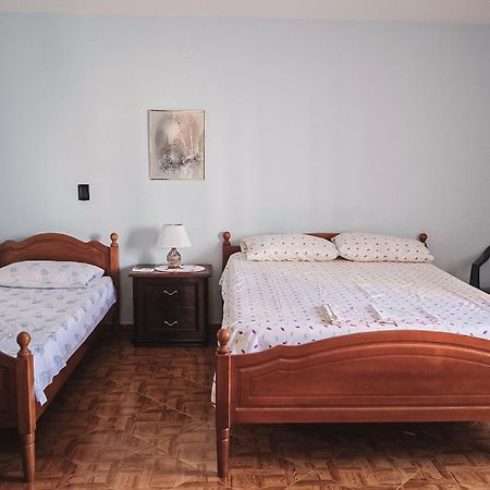 Apartments Mehmeti Vlore Room photo