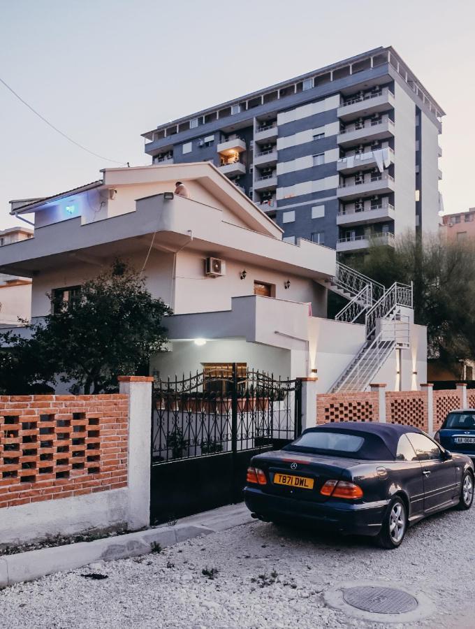 Apartments Mehmeti Vlore Exterior photo
