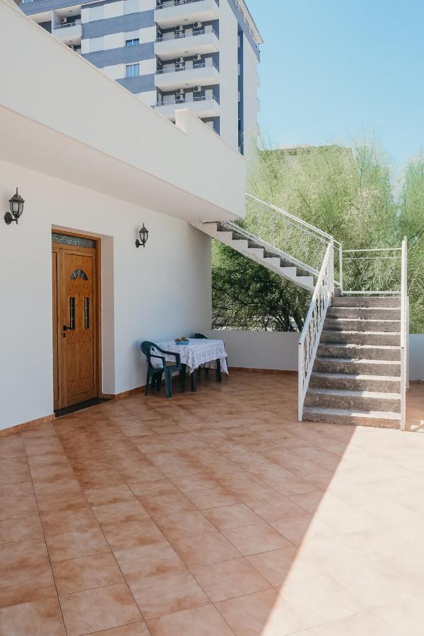 Apartments Mehmeti Vlore Exterior photo